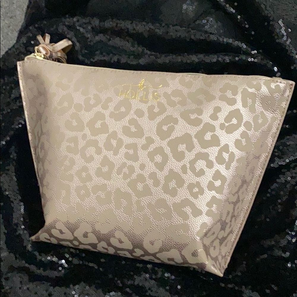 Hollis makeup bag